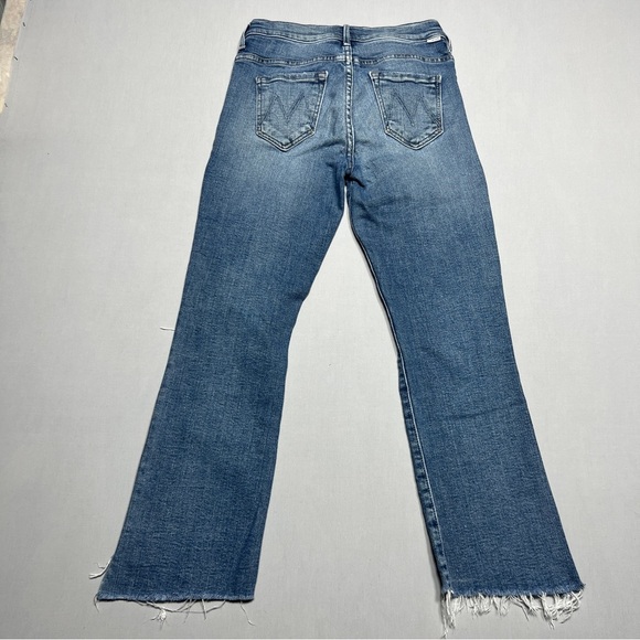 Mother The Insider Crop Step Fray Jeans in Reckless On A Shiny White Vespa Sz 25 - Picture 9 of 15